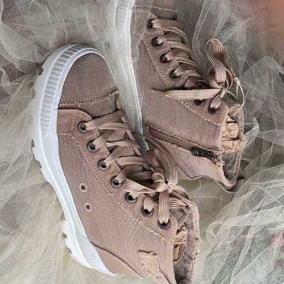 ❤️ BLOWFISH MALIBU 4 earth high top zippered tennis shoes sneakers size 8 - Picture 5 of 8